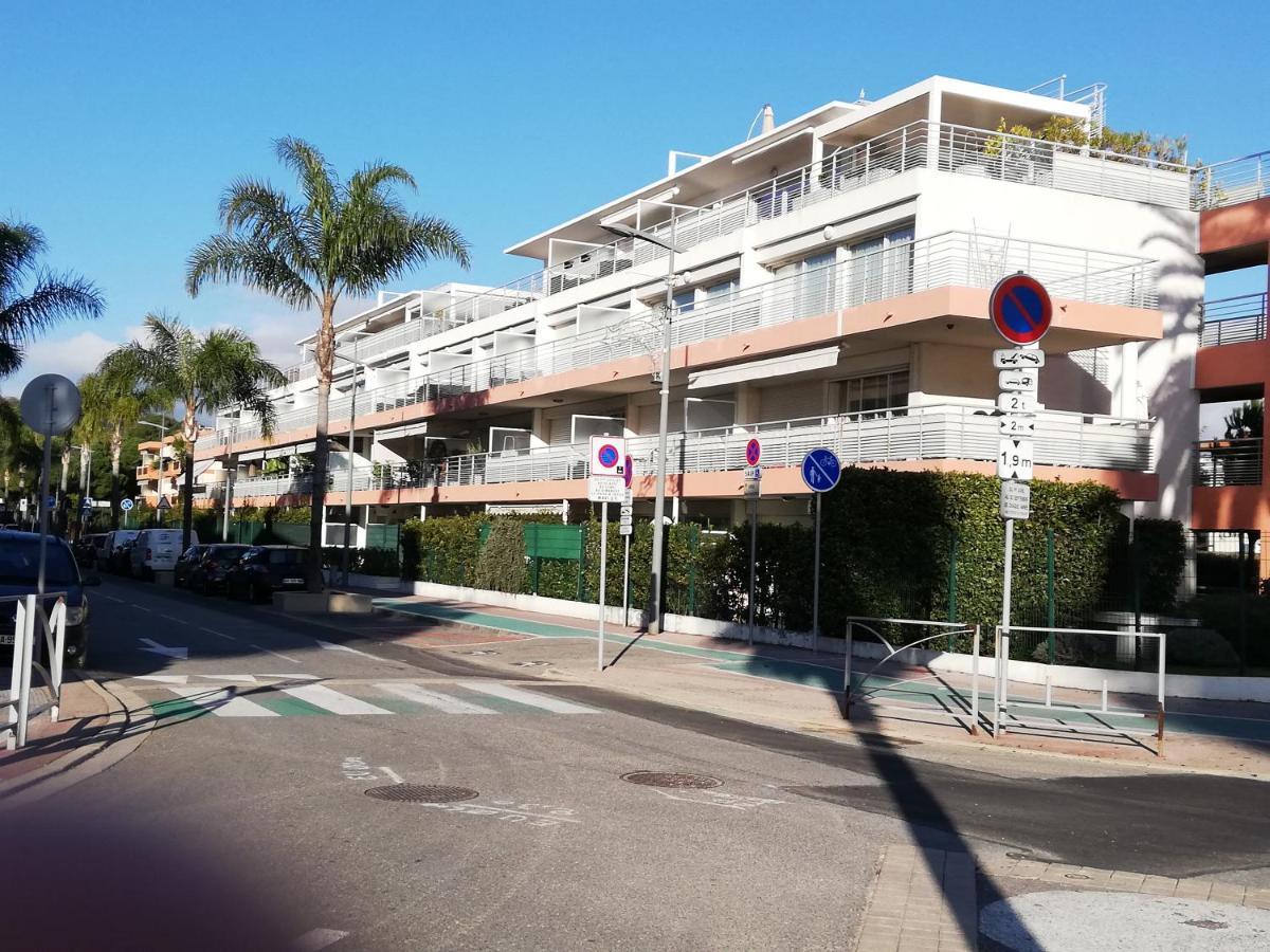 Appartement 2P Et Parking Prive A 50M Des Plages. Villeneuve-Loubet Exteriér fotografie